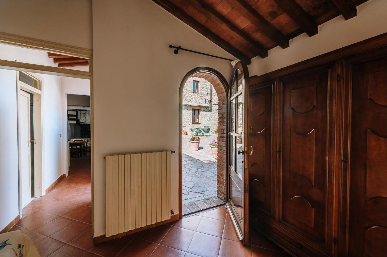 Borgo Villa A Sesta San Gusme Екстериор снимка
