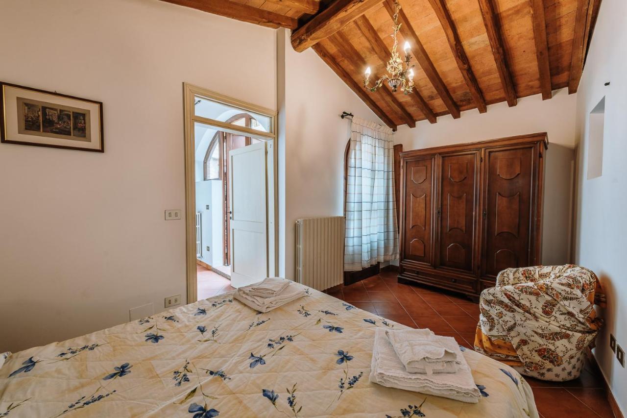 Borgo Villa A Sesta San Gusme Екстериор снимка